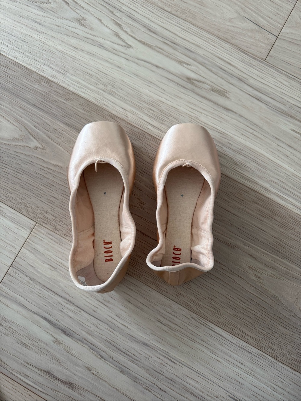 Bloch stretchpointe pointe shoes L7 W3x
